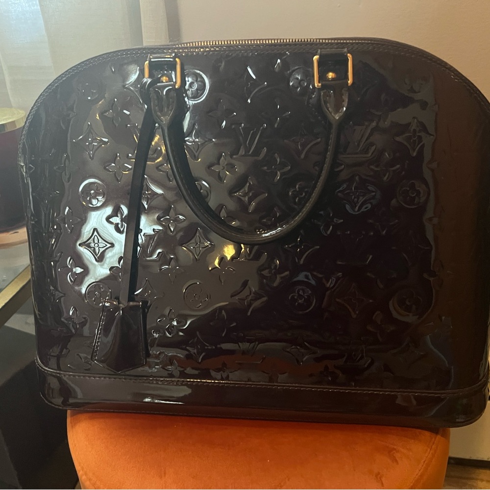 Louis Vuitton Alma Vernis